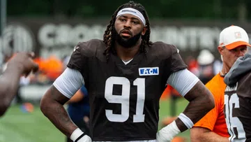 Cleveland Browns DE Alex Wright suffers season-ending Achilles tear, goes to IR