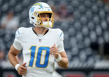 2026 Fantasy Football QB Battles: Williams vs. Herbert, Mahomes vs. Nix Faceoffs