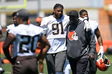 Browns Roster Shake-Up: Alex Wright Out for Season with Achilles Injury, Derek Barnett Signed