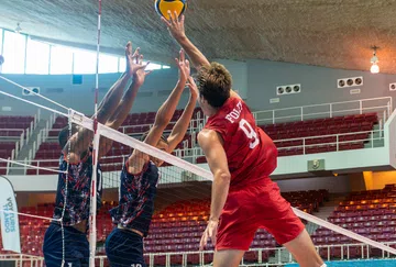 USC's Sterling Foley Dominates to Lift U.S. Men into NORCECA Final Six Semifinals