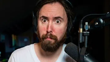 Asmongold Calls for Legal Action Against Twitch Over Distracted Driving Streams