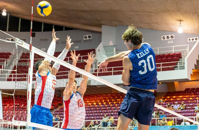UCLA outside Kelly powers U.S. past Puerto Rico in NORCECA Final Six semifinals