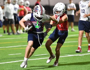 Memorial High School Football Kicks Off New Era Under Dillard, Faces Paschal