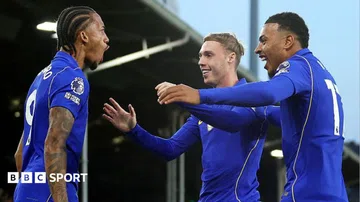 Chelsea's Explosive Attack Fuels Title Hopes, But Goalkeeper Woes Loom